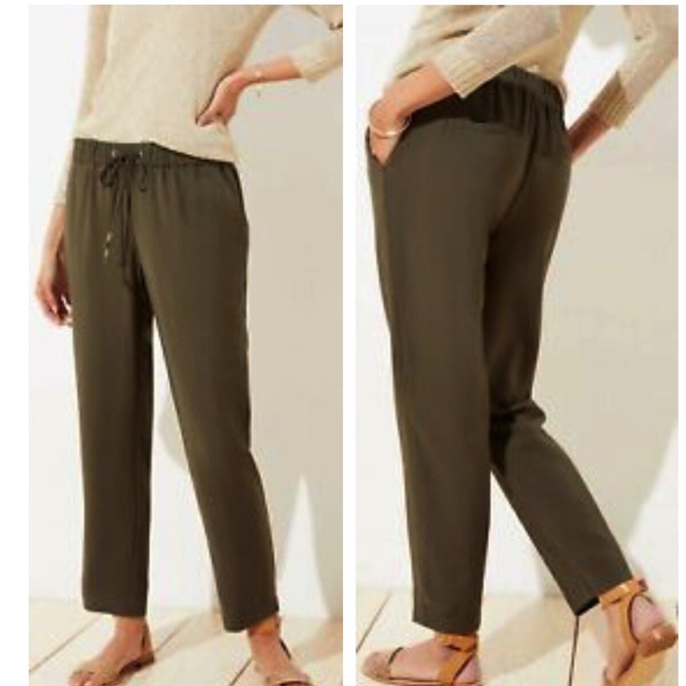 LOFT Curved Hem Jogger Pants Olive Green Cropped Ankle Blogger Style